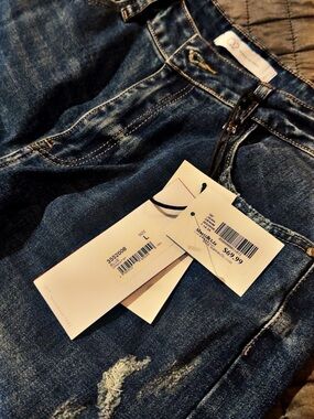 Q2 Women's Boyfriend Jeans - Dark Blue Denim